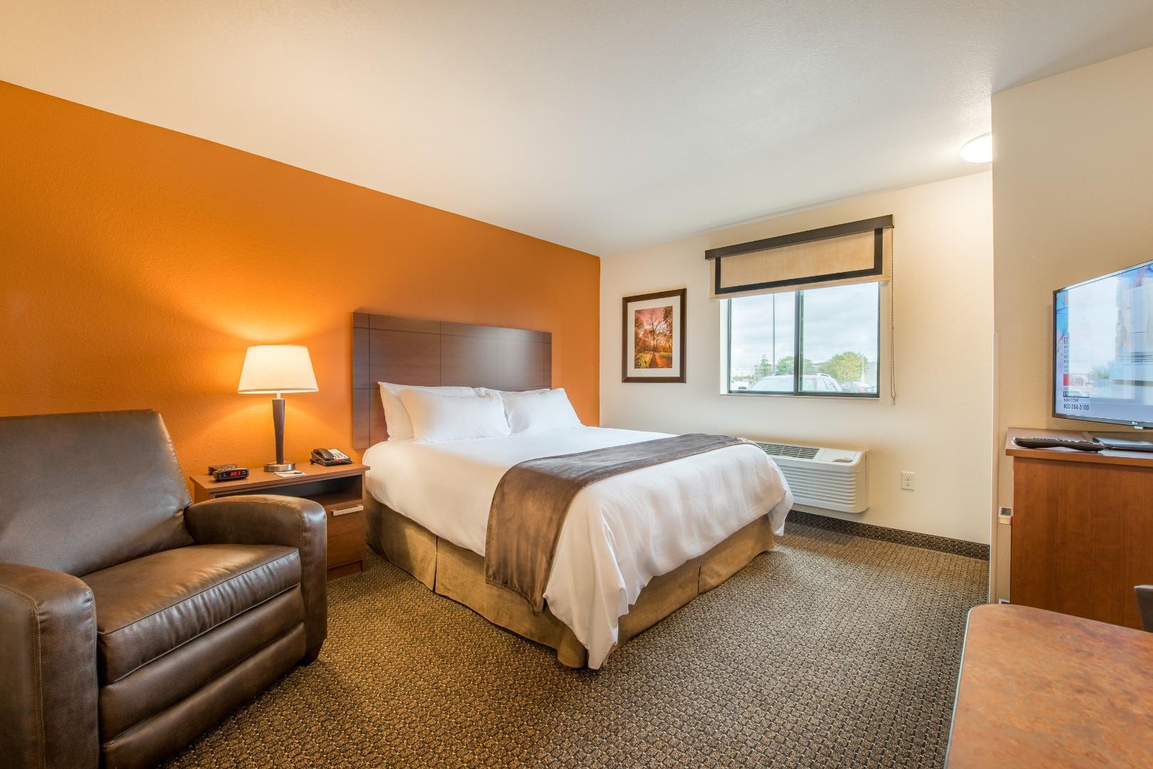 My Place Hotel-Jamestown, Nd Екстериор снимка
