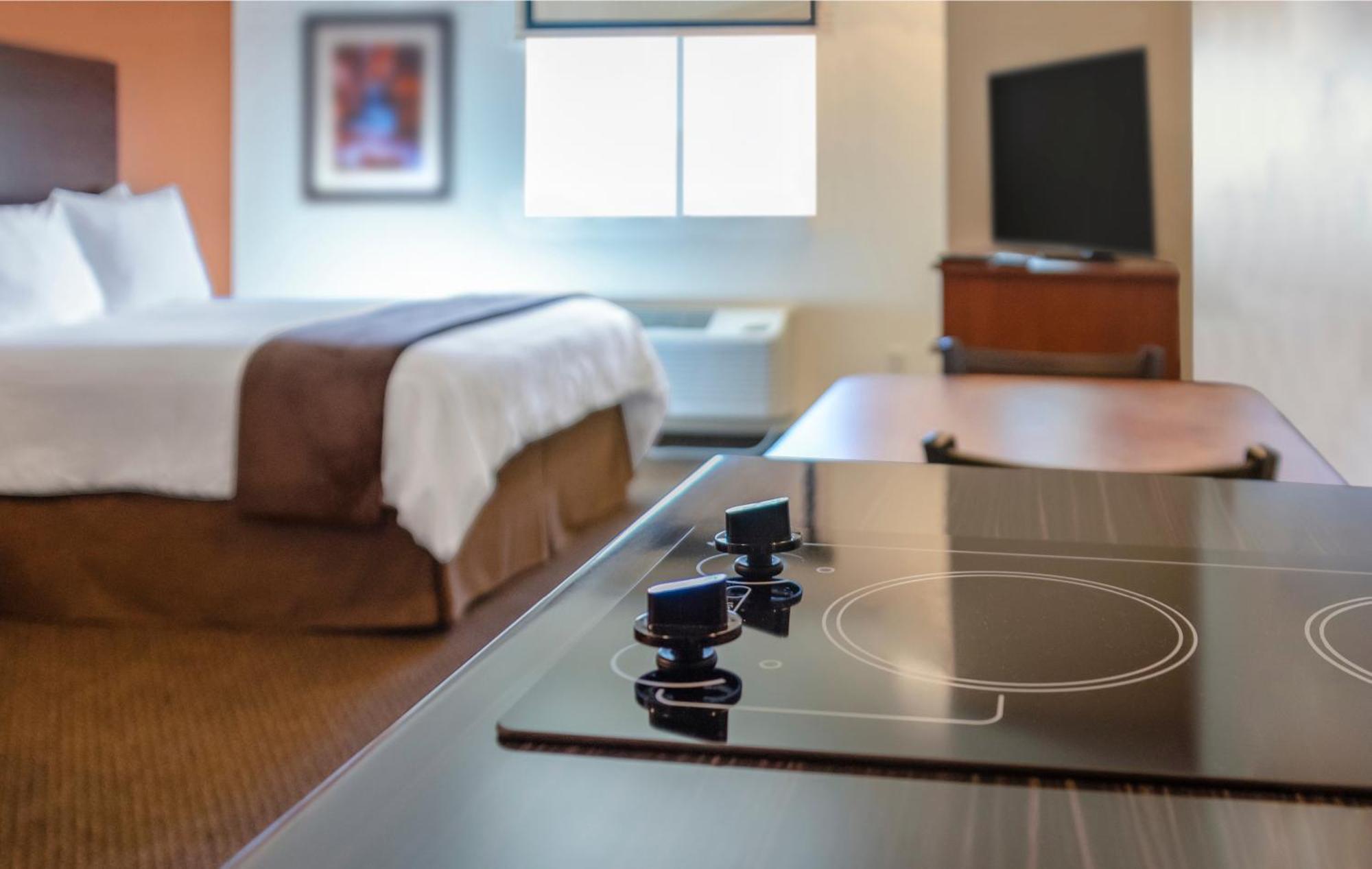 My Place Hotel-Jamestown, Nd Стая снимка