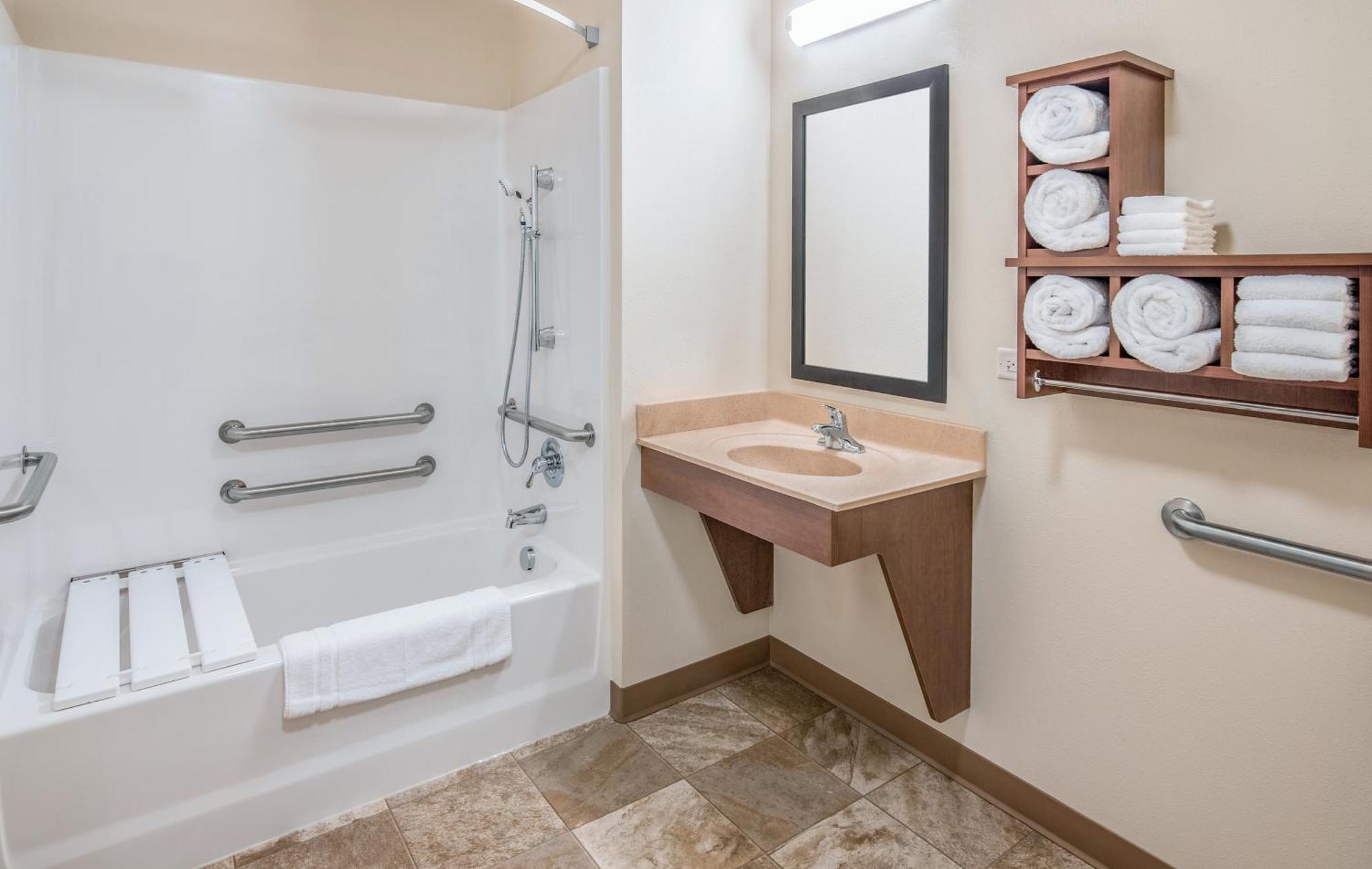 My Place Hotel-Jamestown, Nd Екстериор снимка