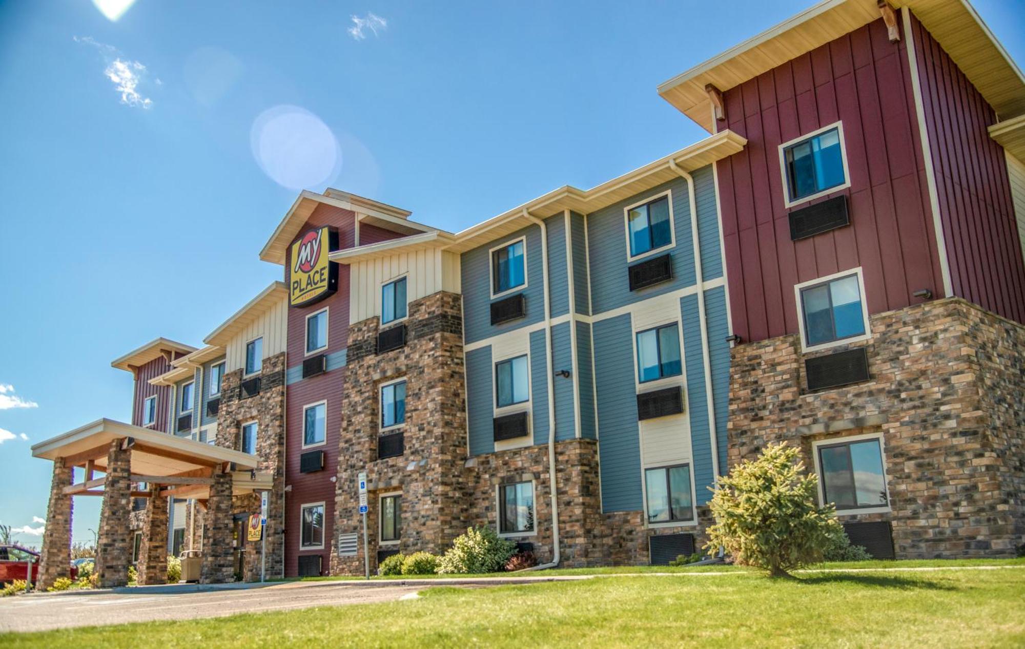 My Place Hotel-Jamestown, Nd Екстериор снимка