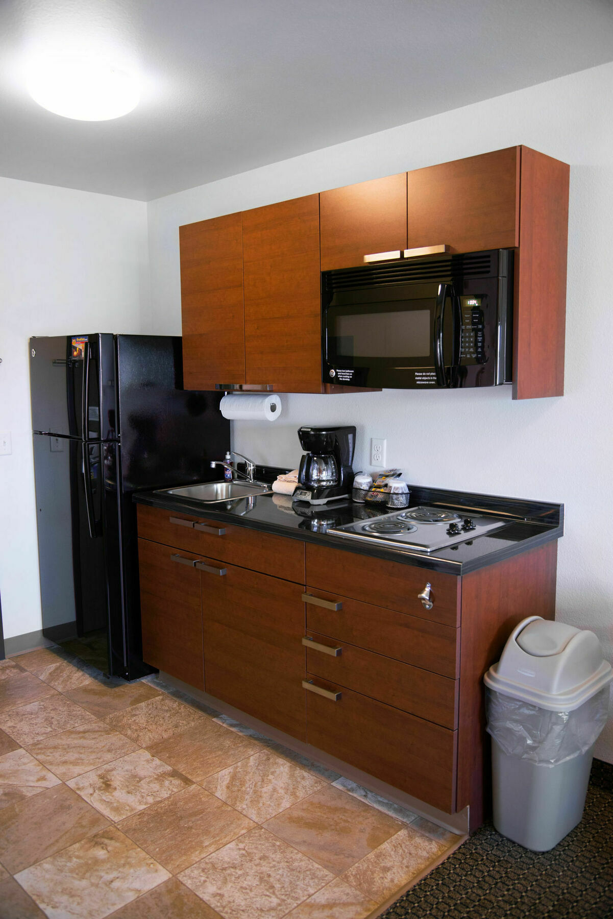 My Place Hotel-Jamestown, Nd Екстериор снимка