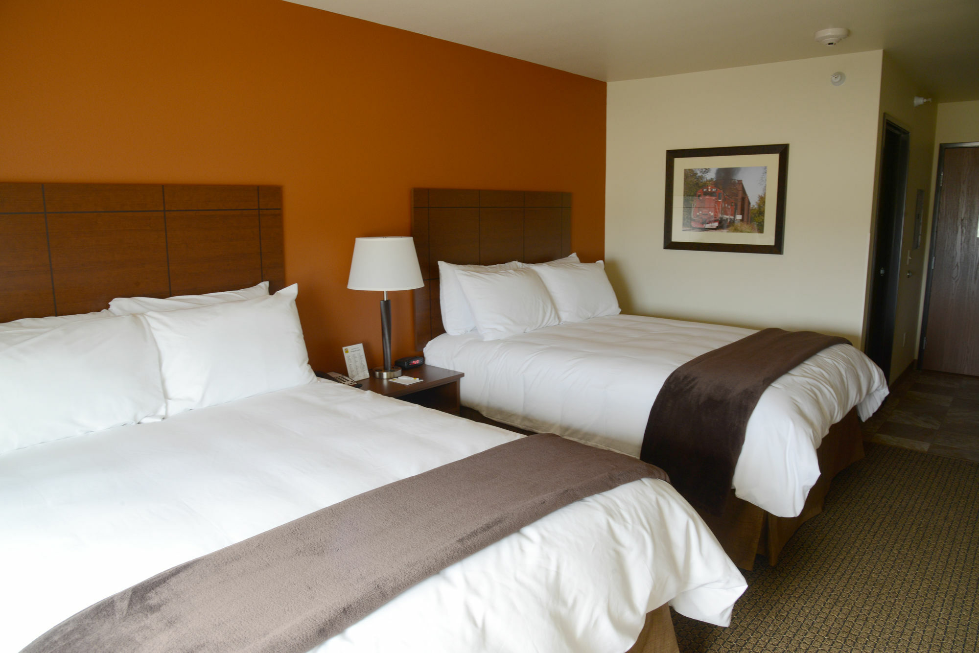 My Place Hotel-Jamestown, Nd Екстериор снимка